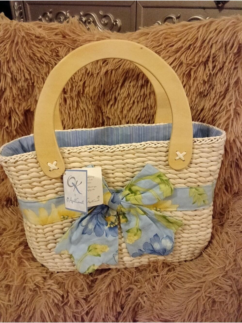 NWT April Cornell Woven Straw Basket Purse Floral Bow Wooden Handle